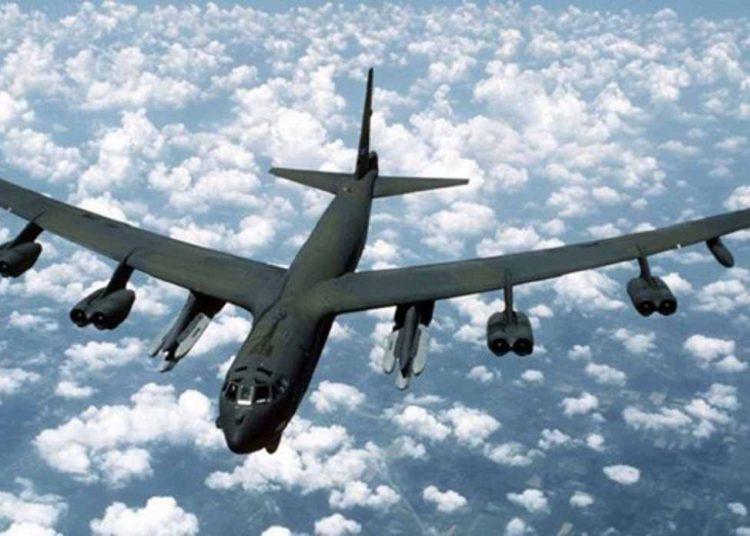 Bombarderos estratégicos de EE.UU. vuelan sobre Ucrania