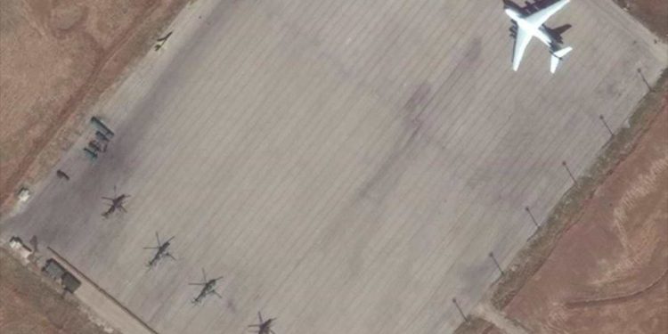 Rusia refuerza base militar cerca de las tropas de EE.UU. en el noreste de Siria