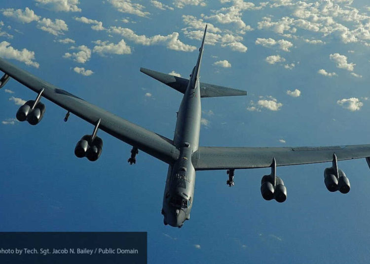 Bombarderos estratégicos B-52H de la Fuerza Aérea de los EE.UU. avistados sobre el norte de África