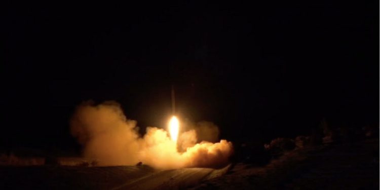 Irán lanzó cohetes a Irak tras promesa del primer ministro iraquí de proteger políticos