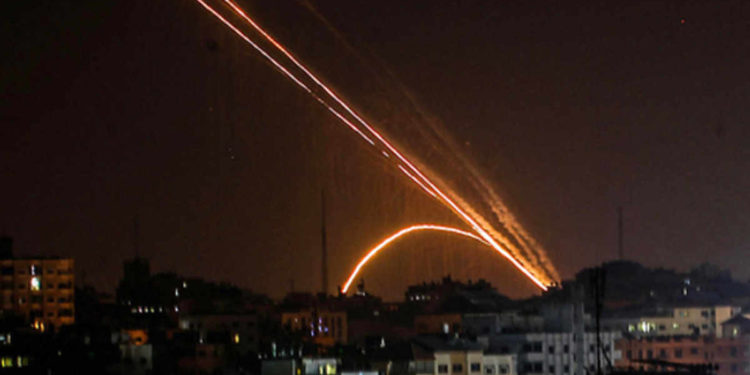 Al menos dos heridos en Israel tras el ataque con cohetes desde Gaza