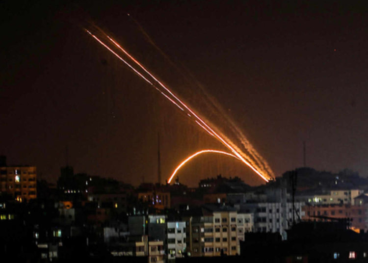 Al menos dos heridos en Israel tras el ataque con cohetes desde Gaza