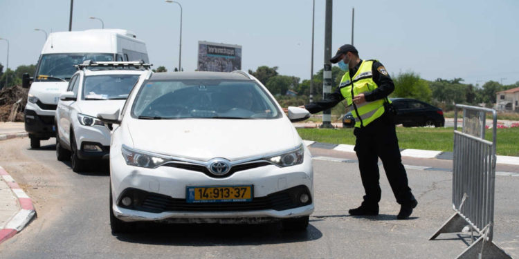 Confinamiento en Israel: Controles policiales y regulación del transporte esencial
