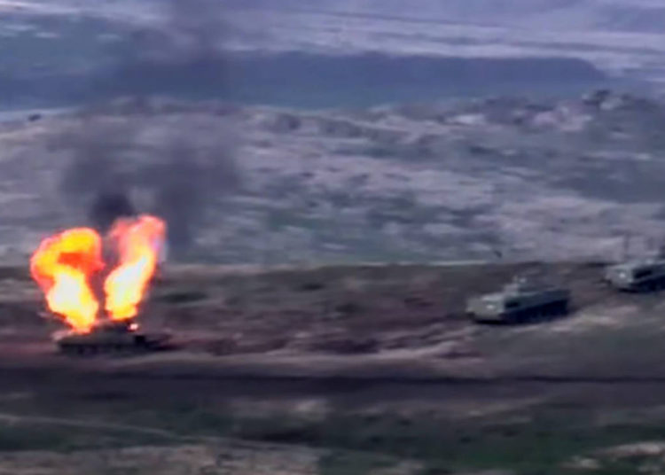 Armenia comparte video del ataque contra convoy militar de Azerbaiyán