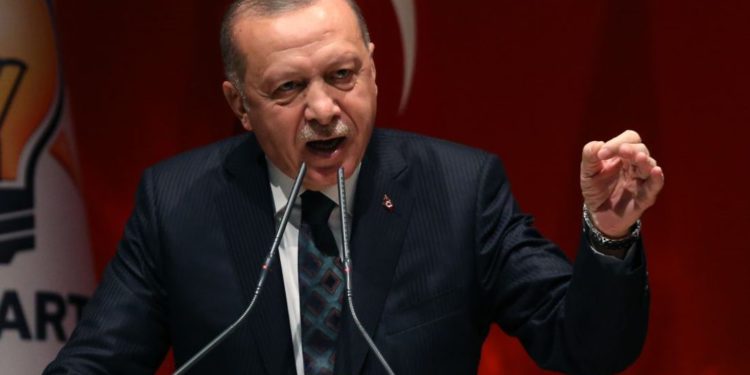 Erdogan insta a Biden a revertir el "paso en falso" de la declaración sobre Armenia