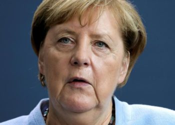 Presionan a Merkel para retirar el respaldo a Nord Stream 2 tras el envenenamiento de Navalny