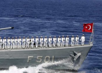 Turquía realiza ejercicios navales en la costa de Libia