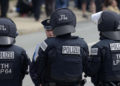 Alemania suspende a 29 policías por grupos neonazis de WhatsApp