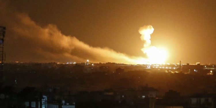 Reporte: 10 muertos en supuestos ataques aéreos de Israel en Siria