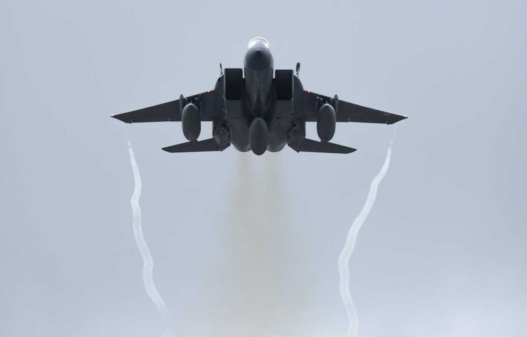 Fuerza Aérea de EE. UU. despliega cazas F-15 Eagle en Islandia