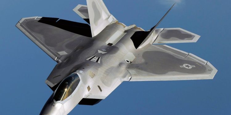 ¿Necesita Israel el caza F-22 Raptor de superioridad aérea?