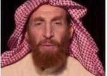 Afganistán dice que mató a líder de al-Qaeda buscado por el FBI