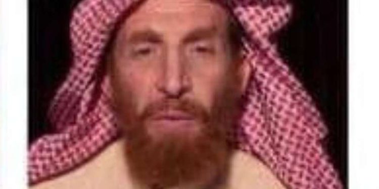Afganistán dice que mató a líder de al-Qaeda buscado por el FBI