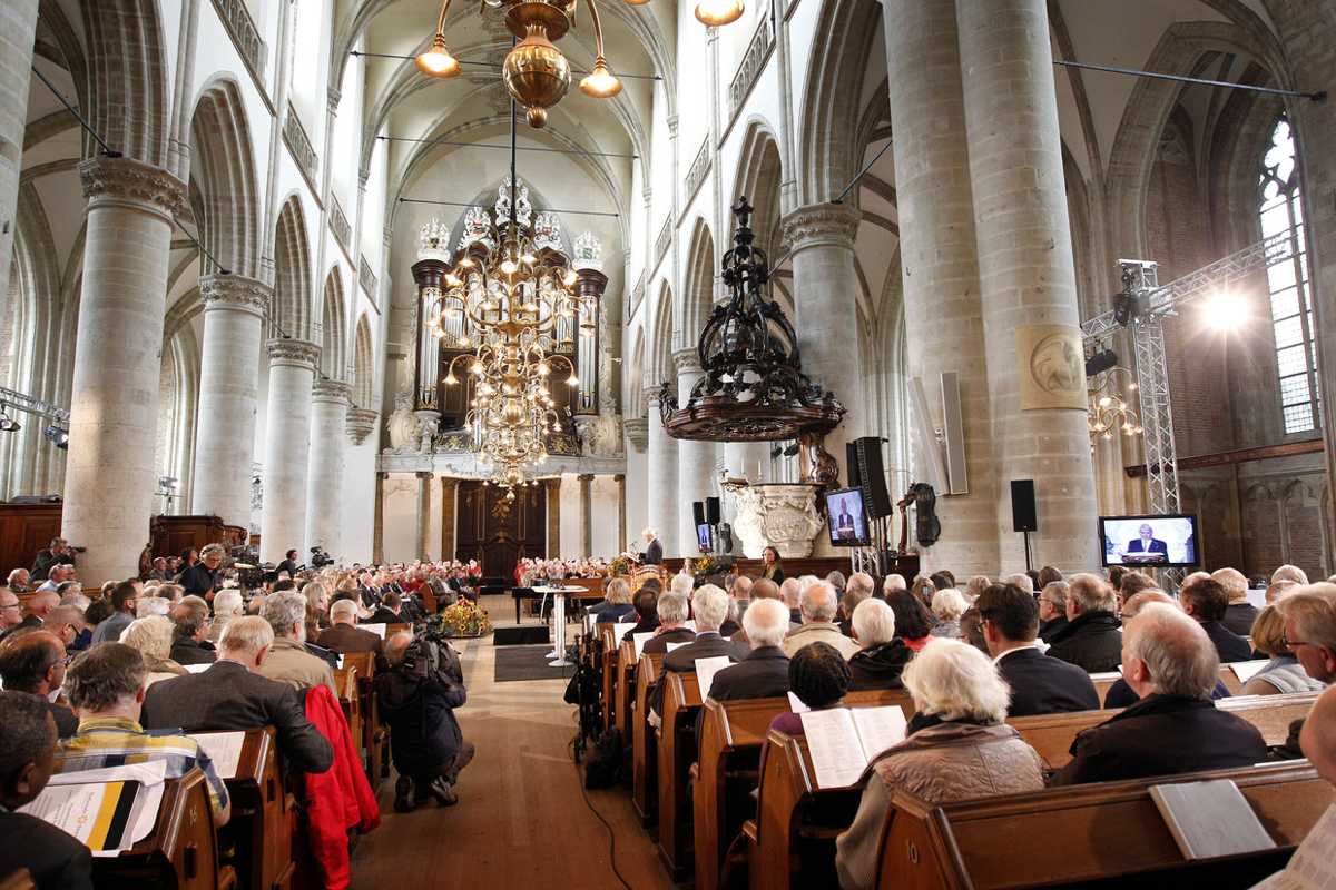 Iglesia protestante holandesa admitirá que falló a los judíos