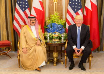 EE.UU. y Bahréin firman acuerdo histórico para luchar contra el antisemitismo