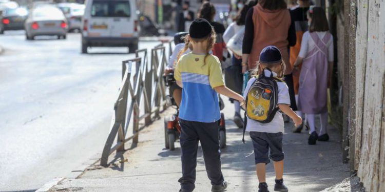 Netanyahu: Más estudiantes volverán a la escuela esta semana