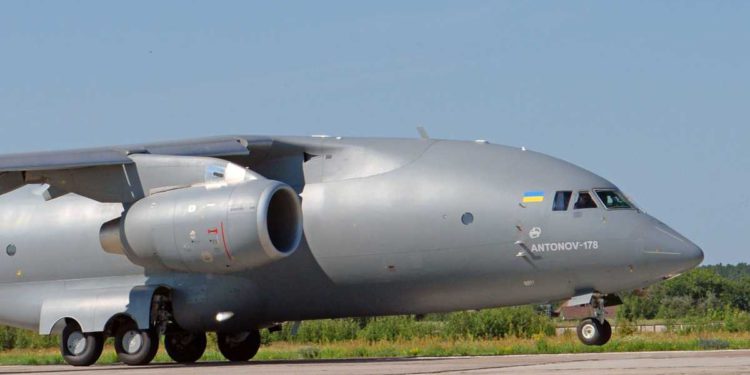Rusia despliega desinformación para desacreditar la industria de defensa de Ucrania