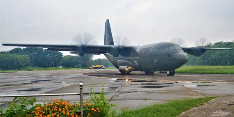 Avión militar C-130 aterriza de emergencia en Rusia