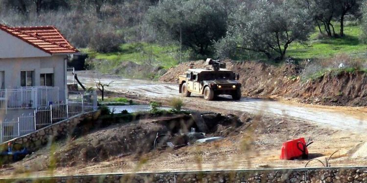 FDI realiza disparos de advertencia cuando sospechosos se acercan a la frontera desde el Líbano