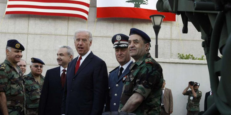Si Biden gana, el Líbano teme perder