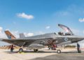 El F-35i experimental único de Israel aterriza en Tel Nof