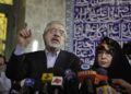 Líder de oposición de Irán detenido y su esposa dieron positivo a coronavirus