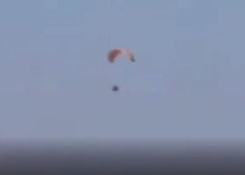 Misterioso parapente turco aterriza en el Líbano al norte de Israel
