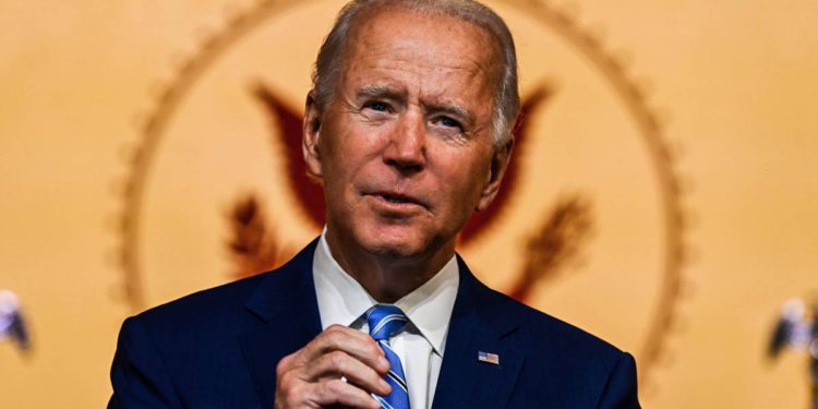 150 demócratas instan a Biden a unirse al acuerdo con Irán