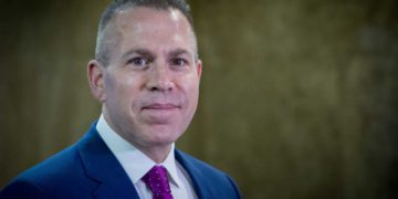 Israel pide a Washington que acepte a Erdan como embajador