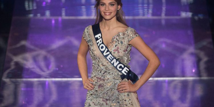 Concursante judía enfrenta insultos tras concurso de Miss Francia