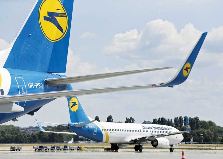 Ukraine Airlines compensará a dos pasajeros maltratados con frases antisemitas