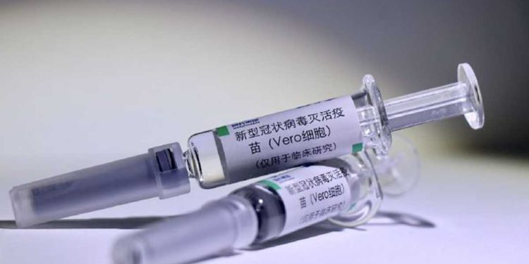 Emiratos Árabes Unidos: Vacuna china contra el coronavirus ha tenido eficacia del 86%