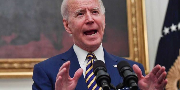 Administración Biden anuncia que restablecerá ayuda a los palestinos