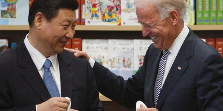 Biden no tiene problema con financiar el ejército de China