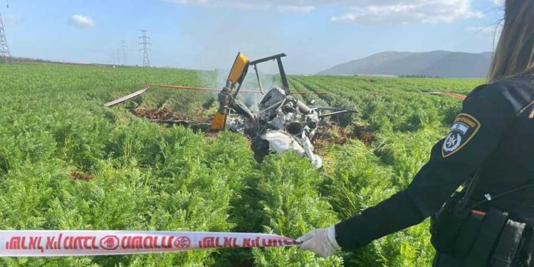 Dos personas mueren tras accidente de avioneta cerca de Afula
