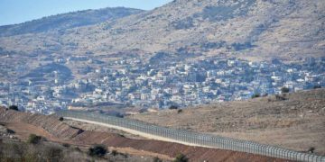 Mujer israelí arrestada en Siria: Israel negocia por su liberación