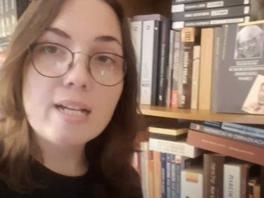 Periodista interrogada por escribir sobre complicidad de los polacos en el Holocausto