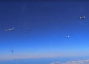 Cazas rusos interceptan aviones de Francia sobre el Mar Negro