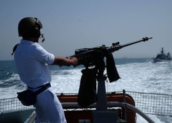 Marina israelí abre fuego contra un buque cerca de Gaza