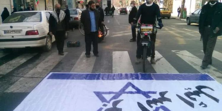 Irán conmemora la Revolución Islámica al grito de “Muerte a Israel”