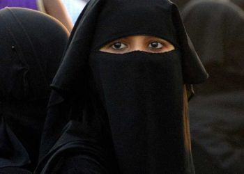 Hamas: Mujeres solo pueden salir con permiso de un tutor