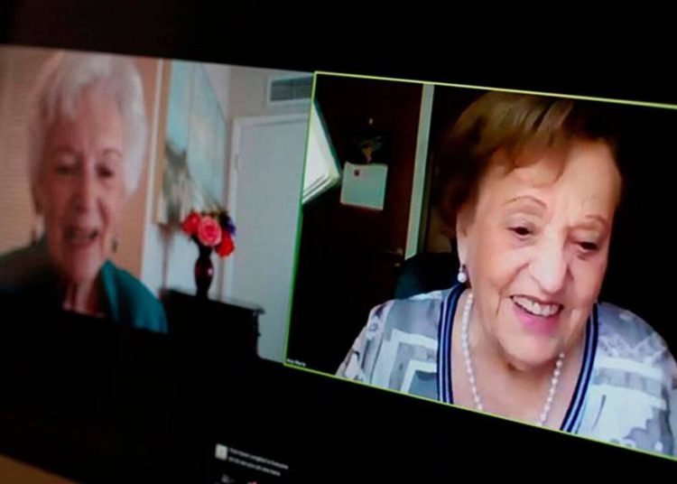 Dos supervivientes del Holocausto se reúnen después de 80 años