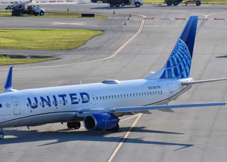 United Airlines cancela todos los vuelos a Israel