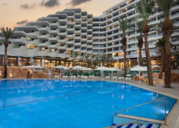 Israel permitirá entrar a 700 jordanos para trabajar en hoteles de Eilat