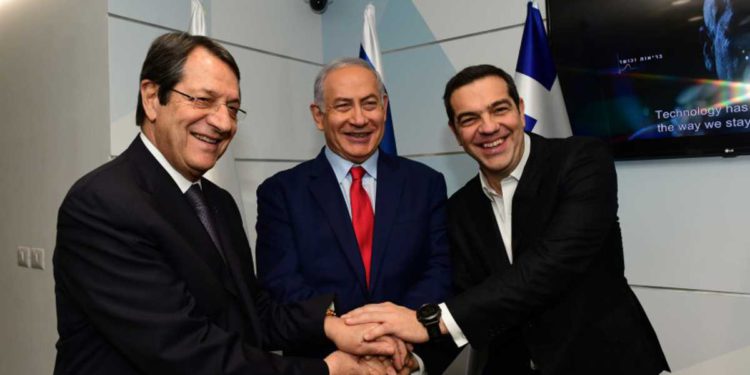 Israel, Chipre y Grecia acuerdan conectar sus redes eléctricas mediante un cable submarino