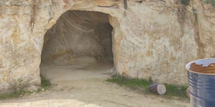 La Autoridad Palestina excava un túnel en territorio israelí