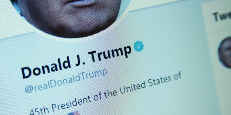Republicanos de la Cámara piden documentos a Twitter sobre políticas de veto a Trump