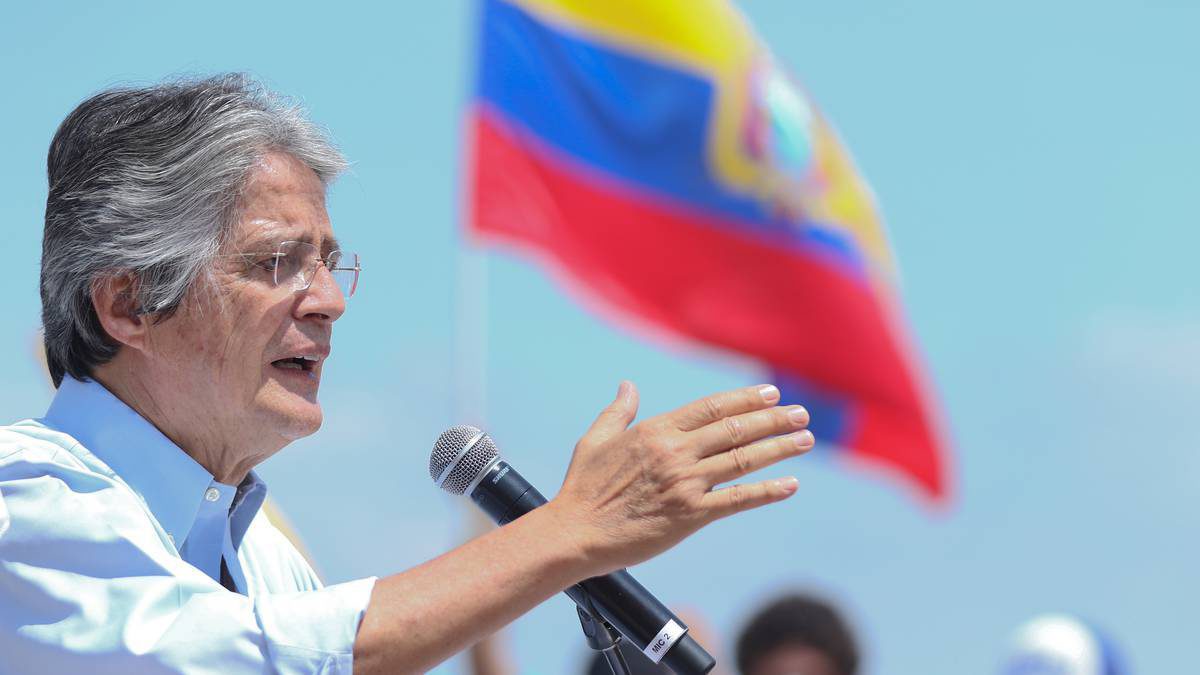Ecuador espera un futuro mejor tras la derrota del castrochavismo