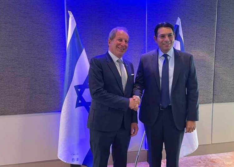 Tel Aviv acoge el primer acto diplomático del mundo post-COVID