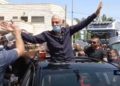 Terrorista árabe es recibido como héroe en su ciudad tras cumplir condena en Israel